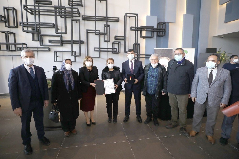 Şehitkamil’in Madalyası Ailesine Teslim Edildi