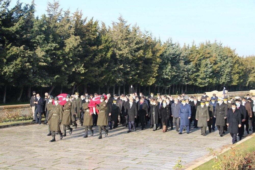 İsmet İnönü Vefatının 47’nci Yılında Kabri Başında Anıldı