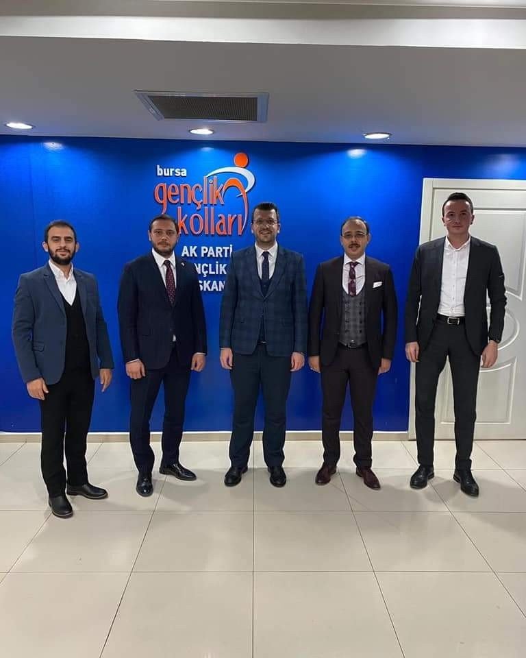 Ak Parti Osmangazi Gençlik Kolları’na Taze Kan