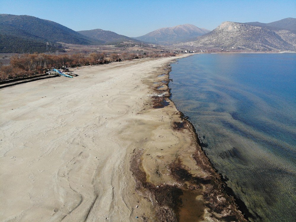 Eğirdir Gölü’nün Su Kodu Son 60 Yılda Aralık Ayının İlk Kez Dip Seviyesini Gördü
