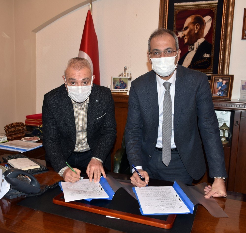 Tarsus Belediyesinde En Düşük İşçi Maaşı 3 Bin 500 Lira Oldu