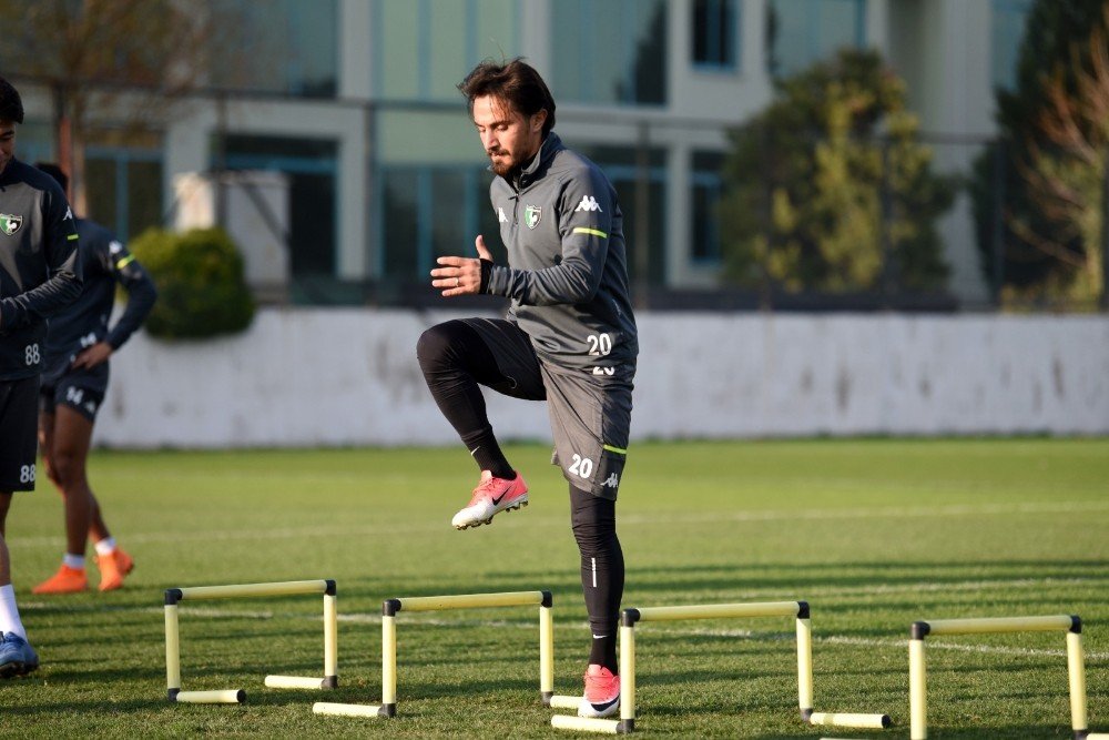 Denizlispor’da Varela 3 Hafta Yok