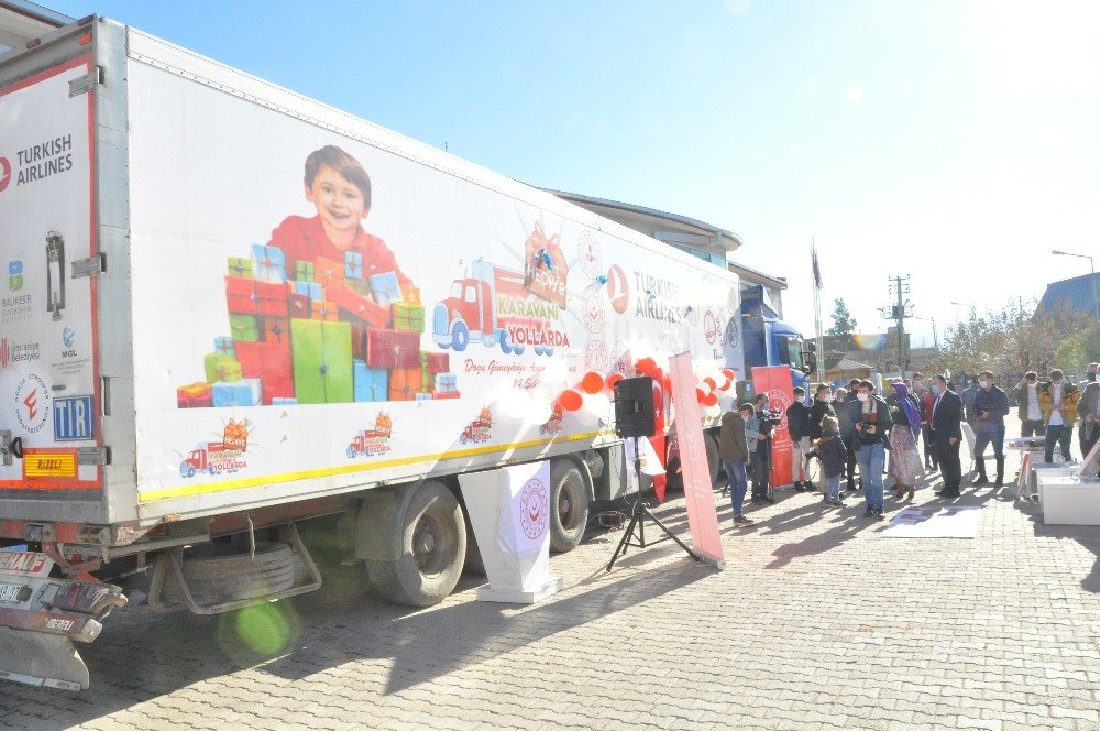 Hediye Karavanının 10’uncu Durağı Şırnak Oldu