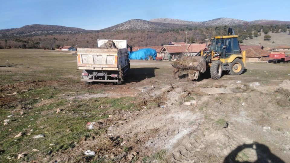 Dumlupınar’da Moloz Ve Hafriyat Temizliği