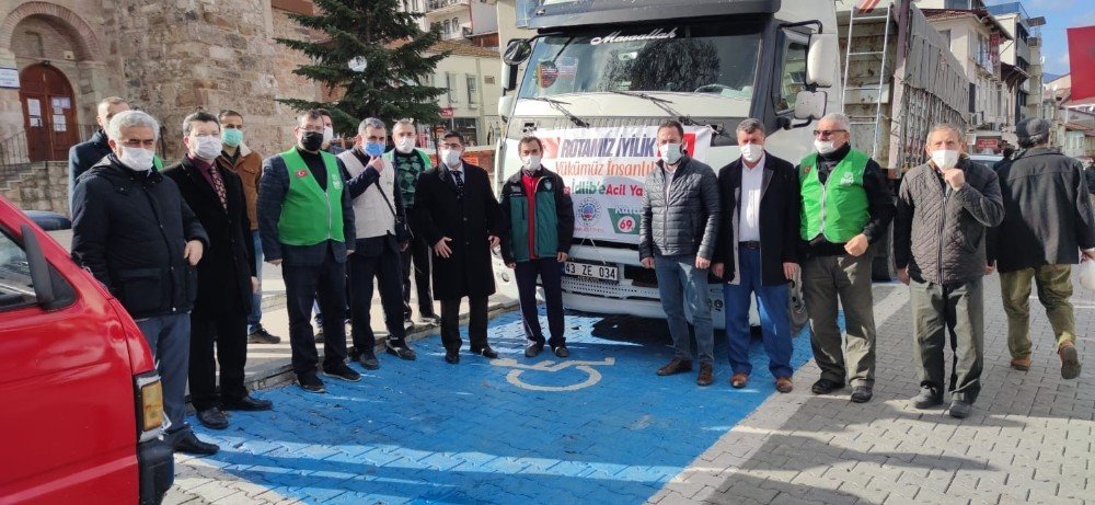 Simav’dan İdlip’e 25 Ton Un İle Kışlık Kıyafet Yardımı