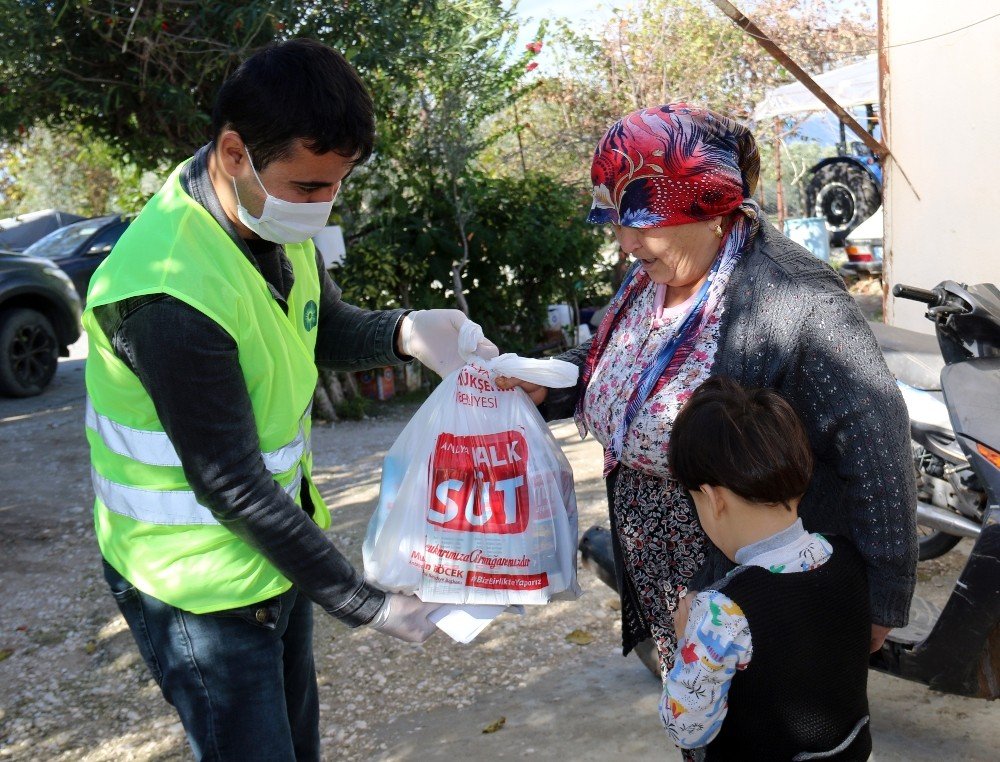 Büyükşehir’den Çocuklara 224 Bin Litre Süt