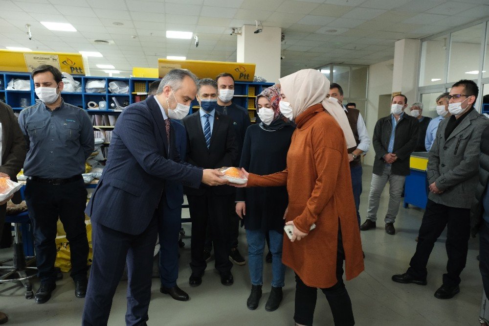 Bursa’da Postacılara Vitamin Desteği