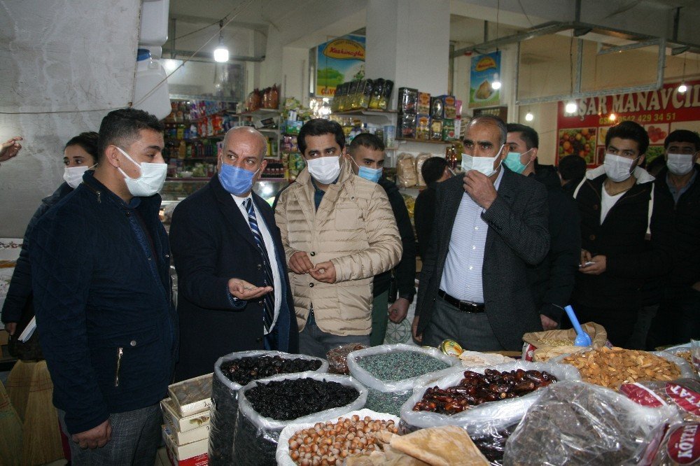 Kaymakam Çelik Pazar Esnafıyla Buluştu