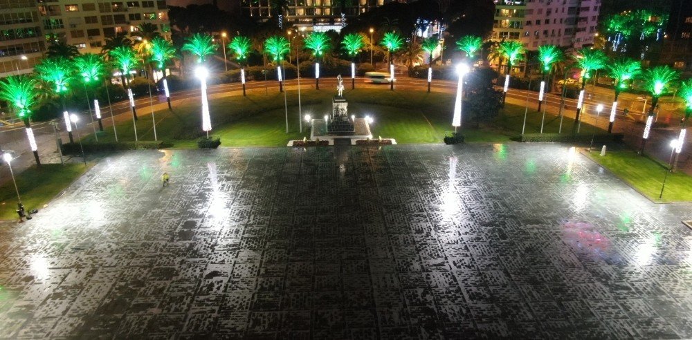 İzmir’de Sessiz Yeni Yıl Akşamı