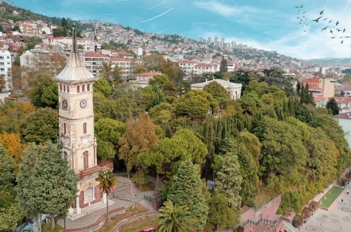 İzmit Yeni Yıla, Yeni Marşıyla Giriyor