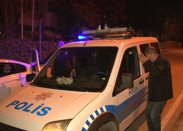 Yeni Yılın İlk Cezasını Sokakta Dolaşırken Yedi