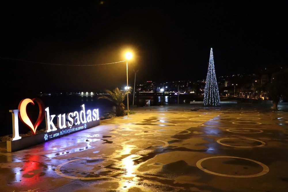 Kuşadası’nda Sessiz Yılbaşı
