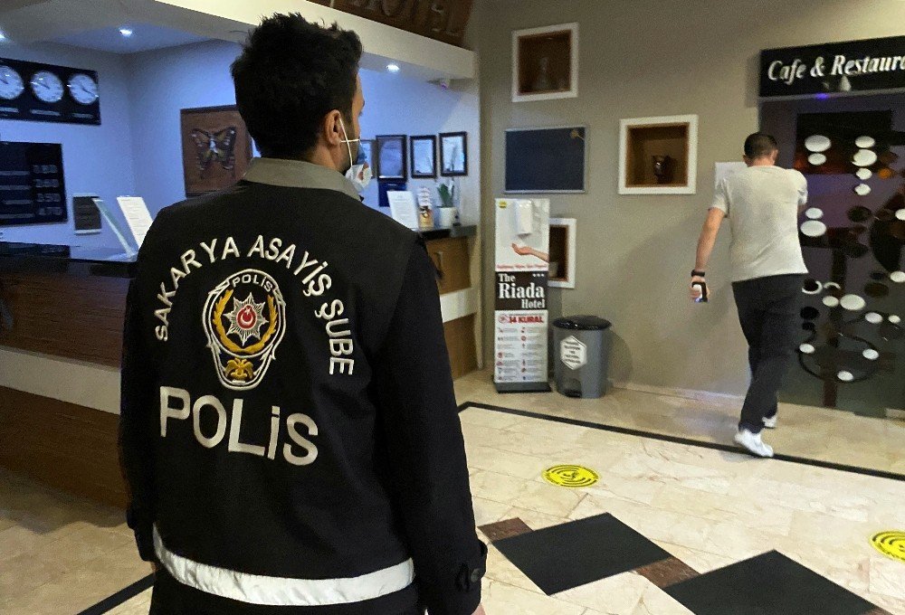 Yeni Yıla Korona Virüs Gölgesinde Girildi
