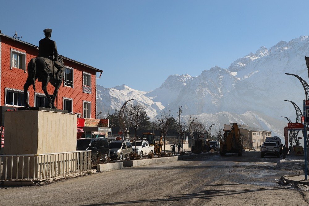 Hakkari’de 80 Saat Sessizliği
