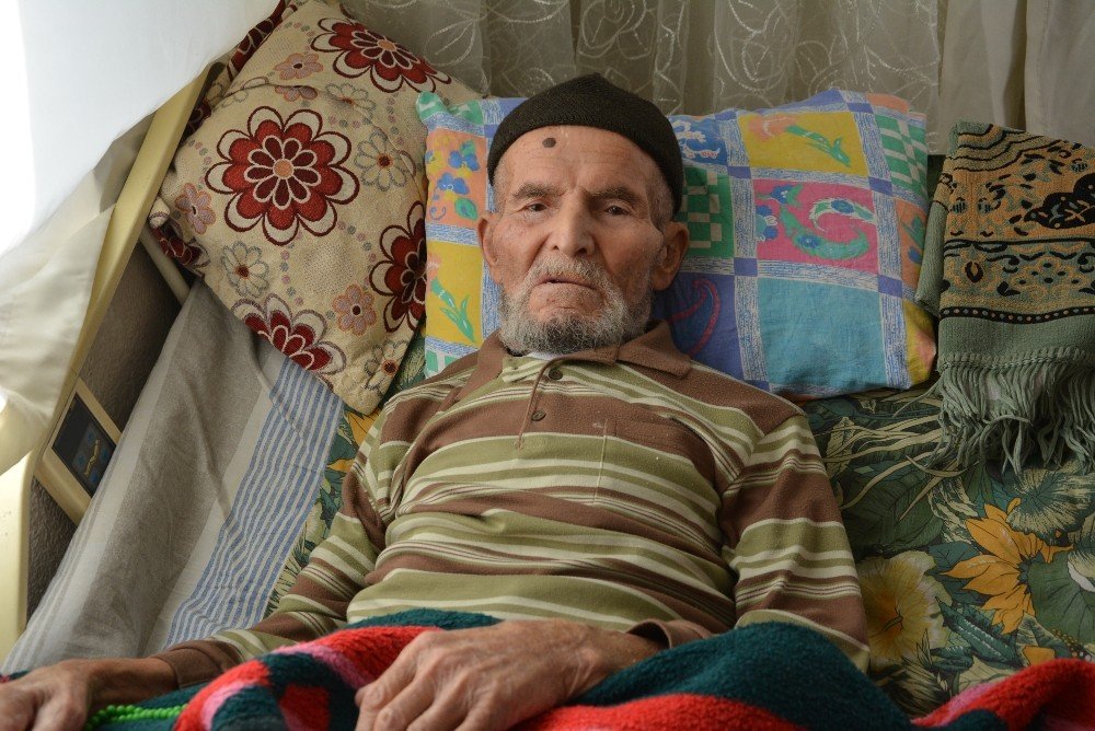 88 Yaşında Korona Virüsü Yendi