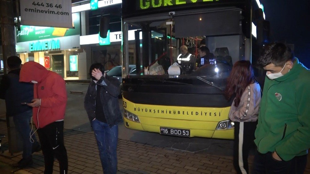 Kısıtlamayı Delip Minibüsle Gezdiler, ’uyuşturucu Satmaya Çıktık’ Dediler