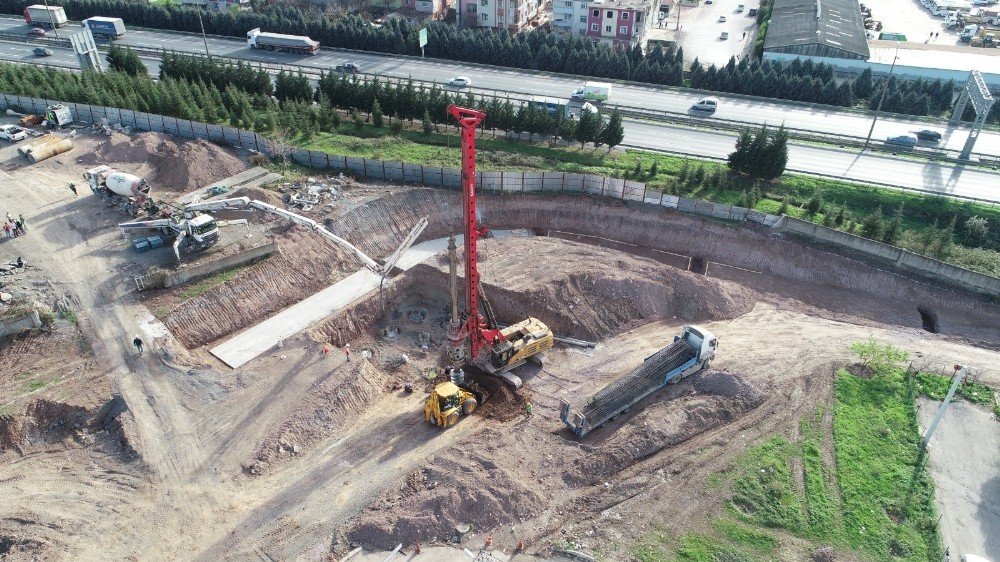 İlimtepe Yolunun 1. Etap Çalışmaları Başladı