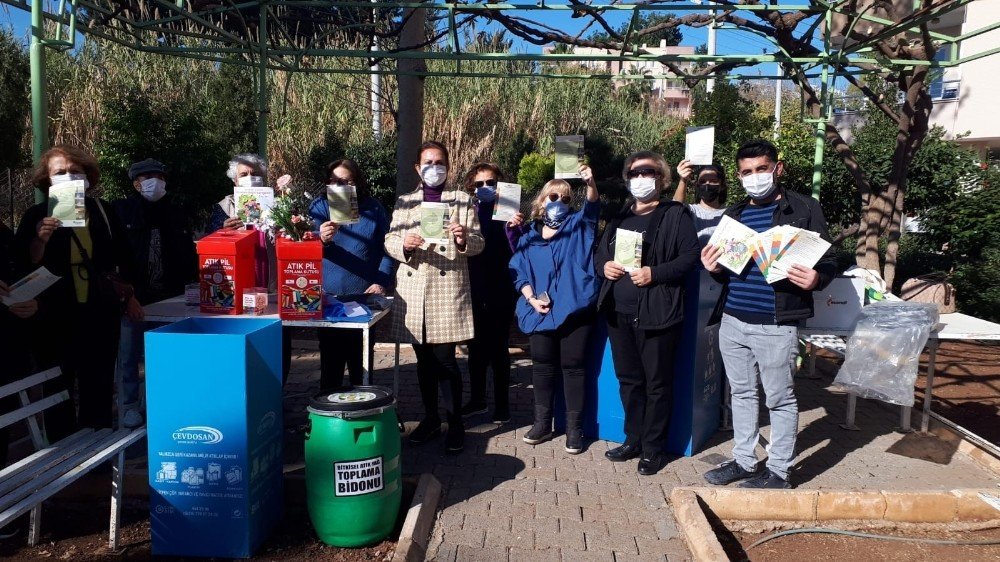 Mezitli’de Çöpler Kaynağında Ayrıştırılıyor