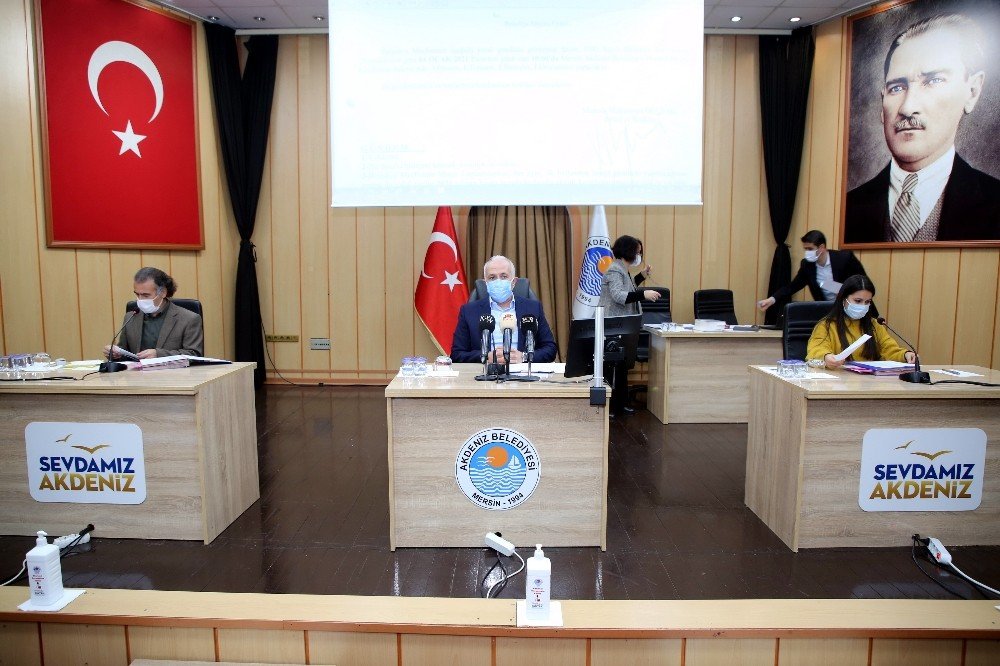 Akdeniz Belediye Meclisi, Yeni Yılın İlk Toplantısını Yaptı