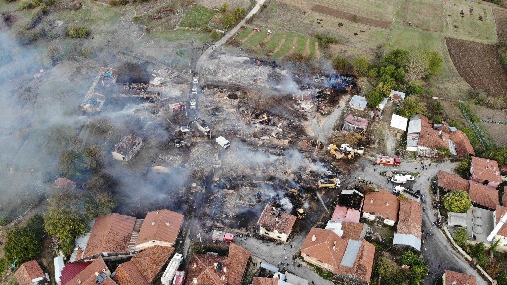 Bolu’da İtfaiye Ekipleri 591 Yangına Müdahale Etti