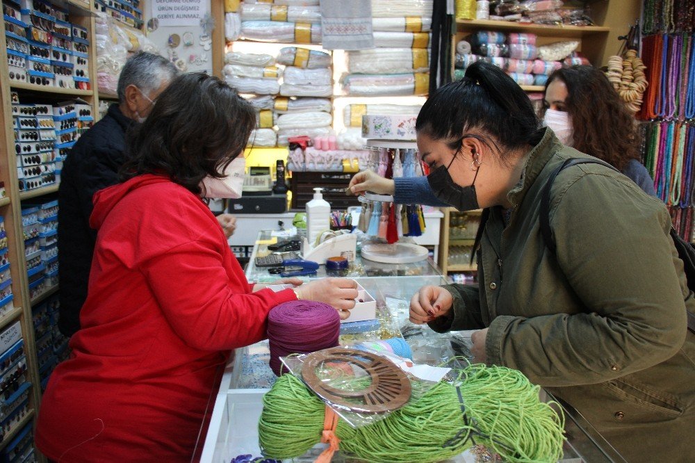 Korona Virüs Kadınların El İşine Olan Merakını Arttırdı