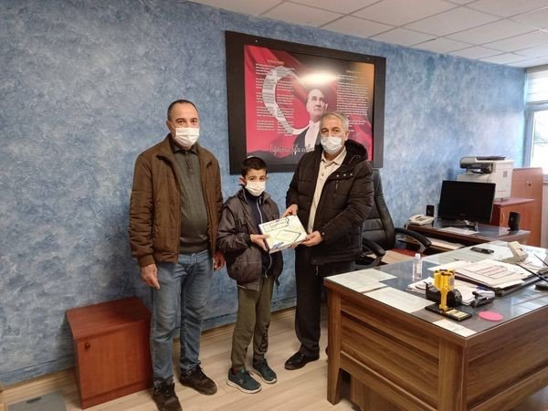 Simav’da Öğrencilere Tablet Bilgisayar Dağıtımı Başladı