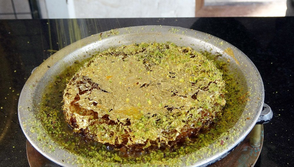 Altın Kaplamalı Künefe