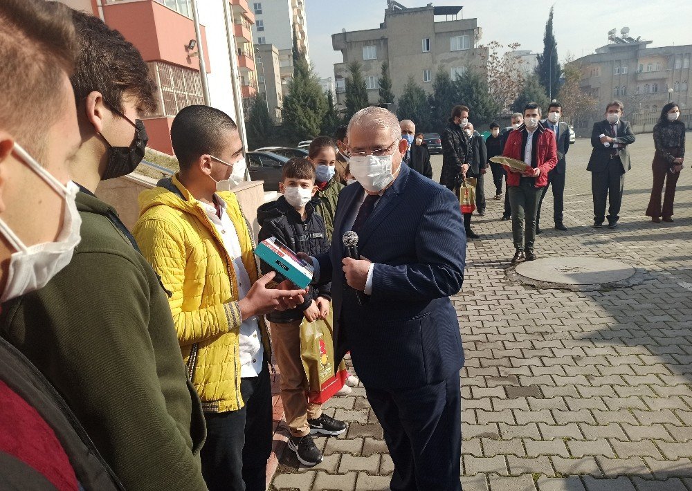 Onikişubat Belediyesinden Eğitime Destek