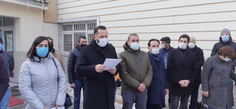 Ardahan Ak Parti’den Fikri Sağlar, Can Ataklı Ve İlker Başbuğ Hakkında Suç Duyurusu