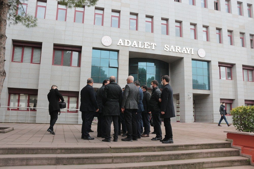 Ak Parti’den Ataklı, Sağlar Ve Başbuğ Hakkında Suç Duyurusu