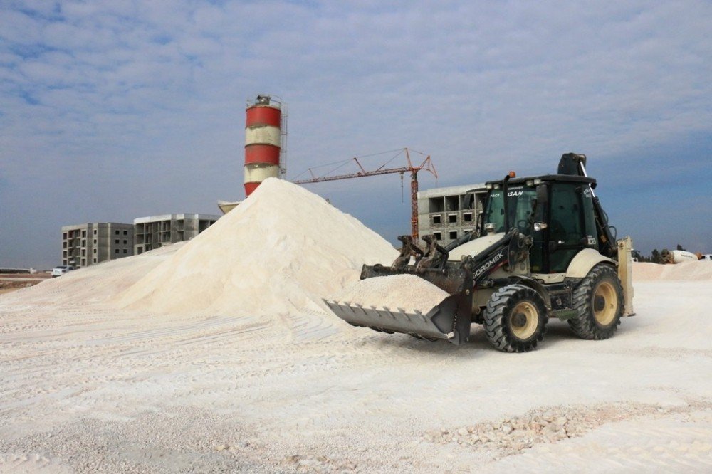 Akçakale’de Yeni Konutlar Yapılıyor