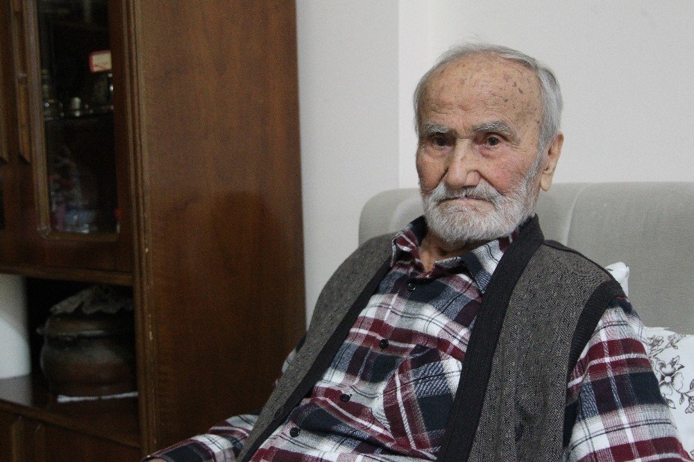 98 Yaşında Korona Virüsü Yendi