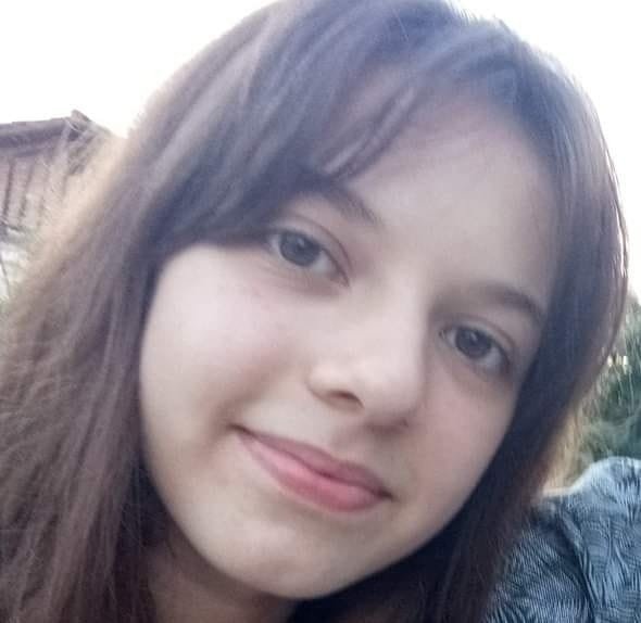 Başına Yorgun Mermi Düşen Genç Kız Yaşam Mücadelesini Kaybetti