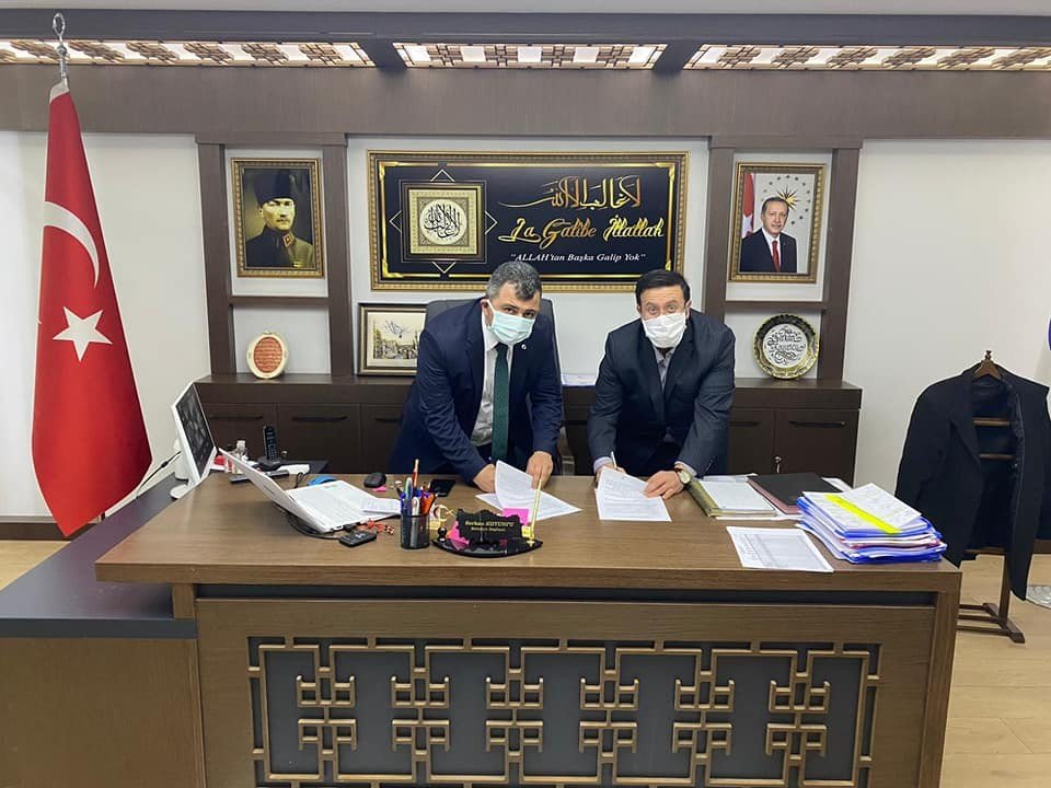Emirdağ Belediyesinde Çalışanların Yüzünü Güldürecek Sözleşme İmzalandı