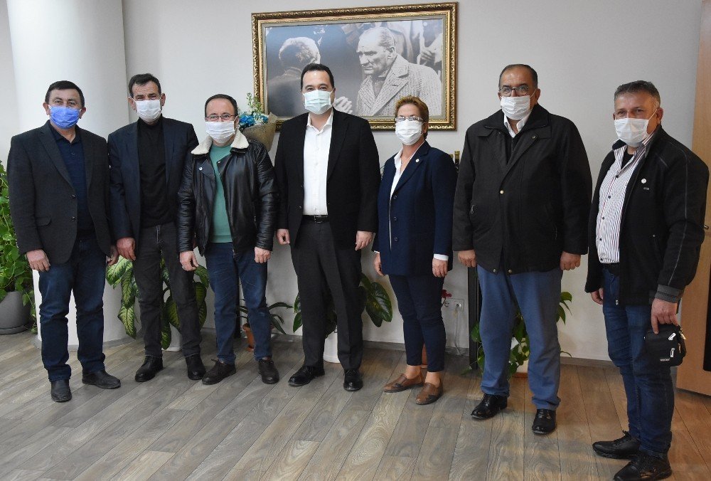 Muhtarlardan Başkan Dutlulu’ya Teşekkür