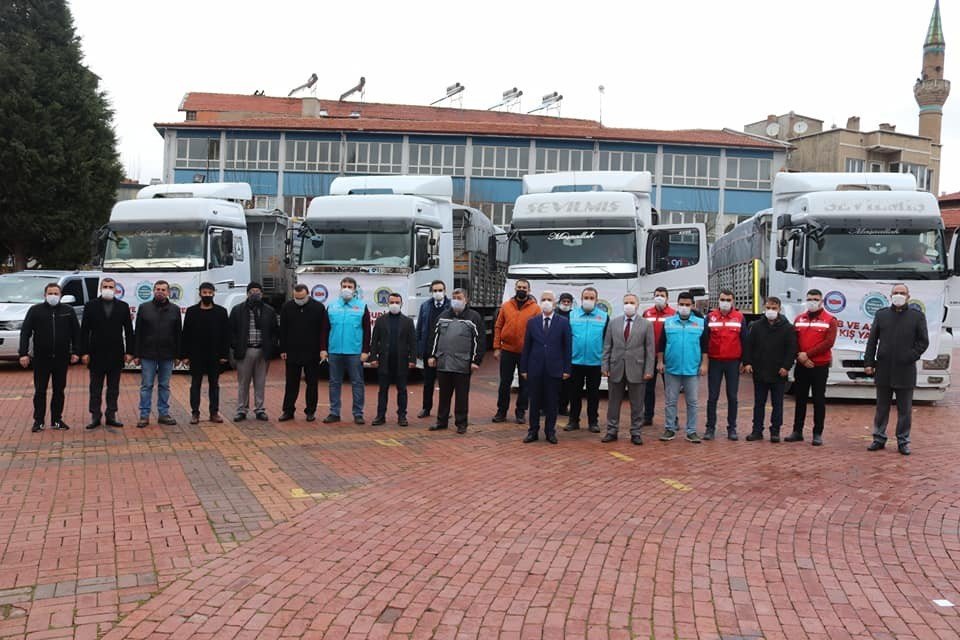 Tavşanlı’dan Suriye’ye Yardım Tırları Yola Çıktı