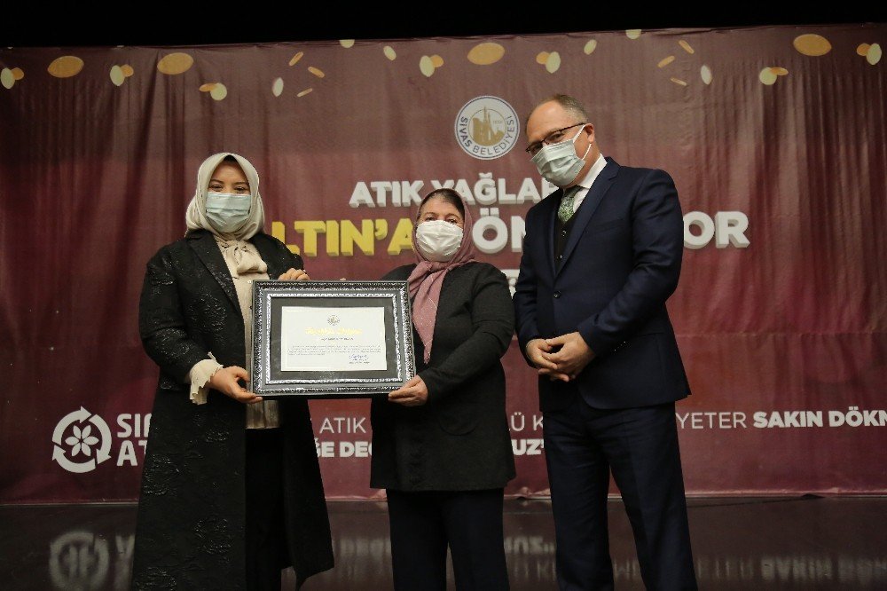 Atık Yağ Biriktirip Çeyrek Kazandılar