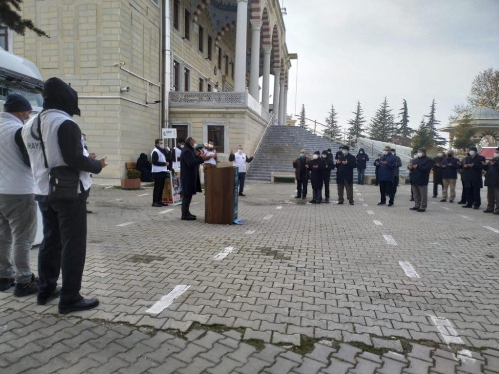 Eskişehir’den İdlip’e Yardım Tırı Dualarla Uğurlandı