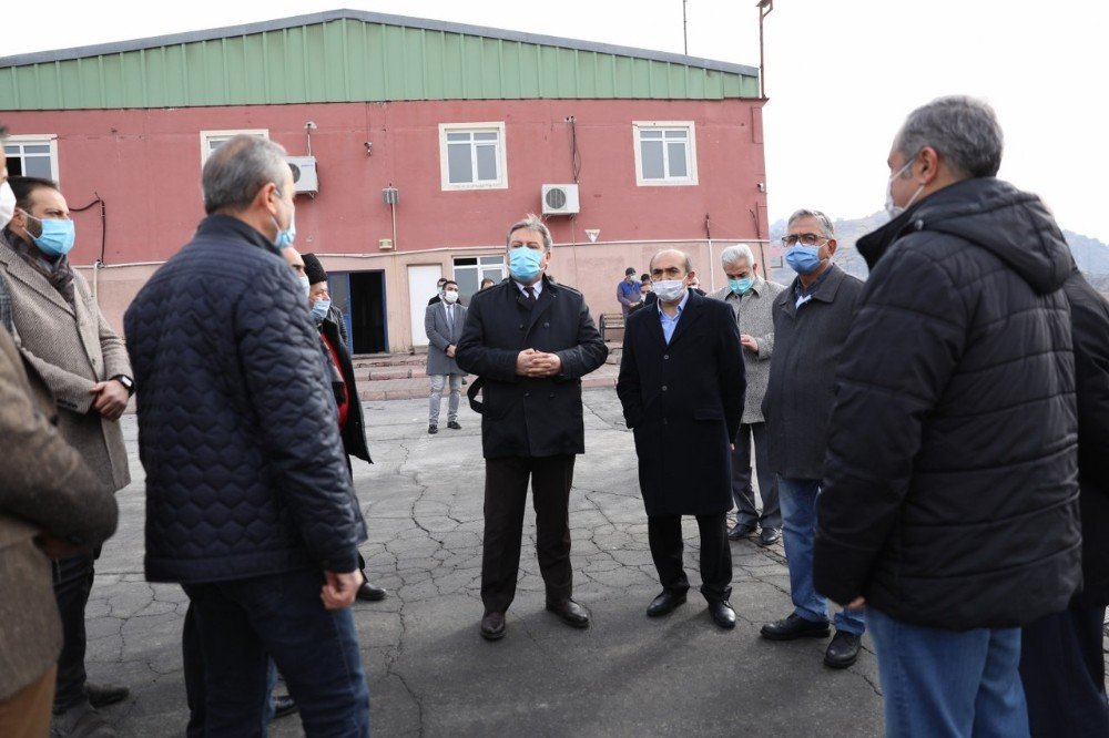 Başkan Palancıoğlu Meclis Üyelerine Geri Dönüşüm Tesisini Gezdirdi