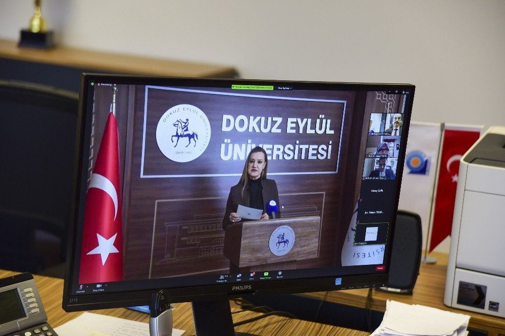 Rektör Hotar’dan Evrensel Hukuk Vurgusu
