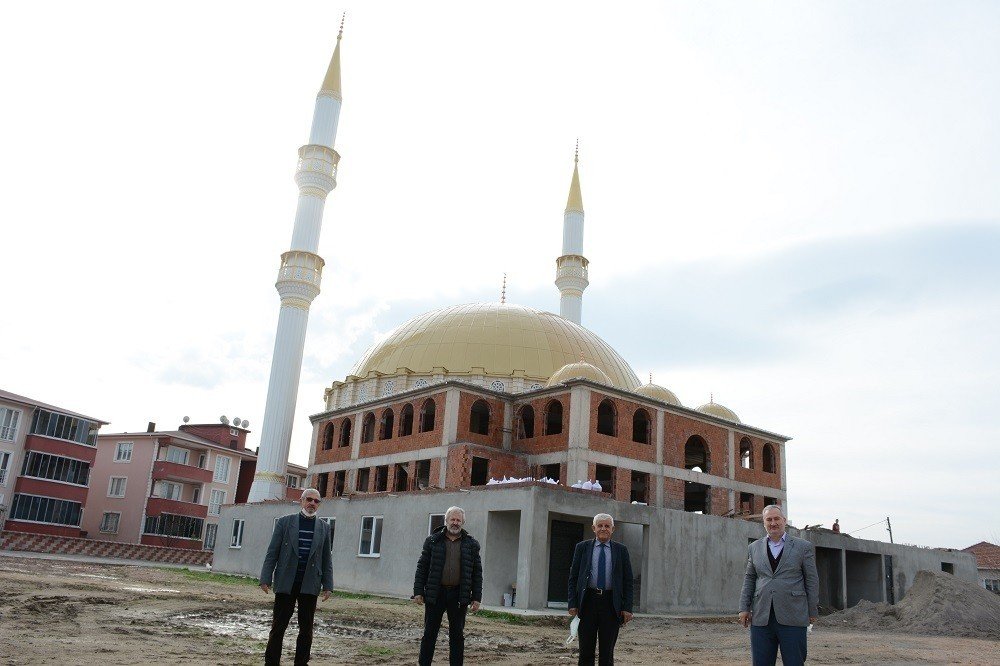 Mekke Camii Yükseliyor