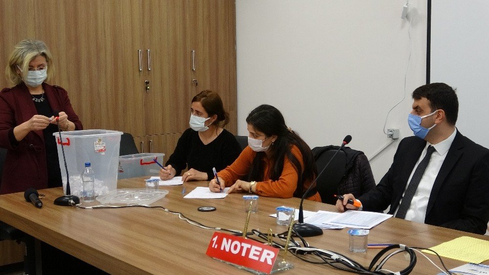 Van’da Şoför Ve Operatör Alımı İçin Kuralar Çekildi