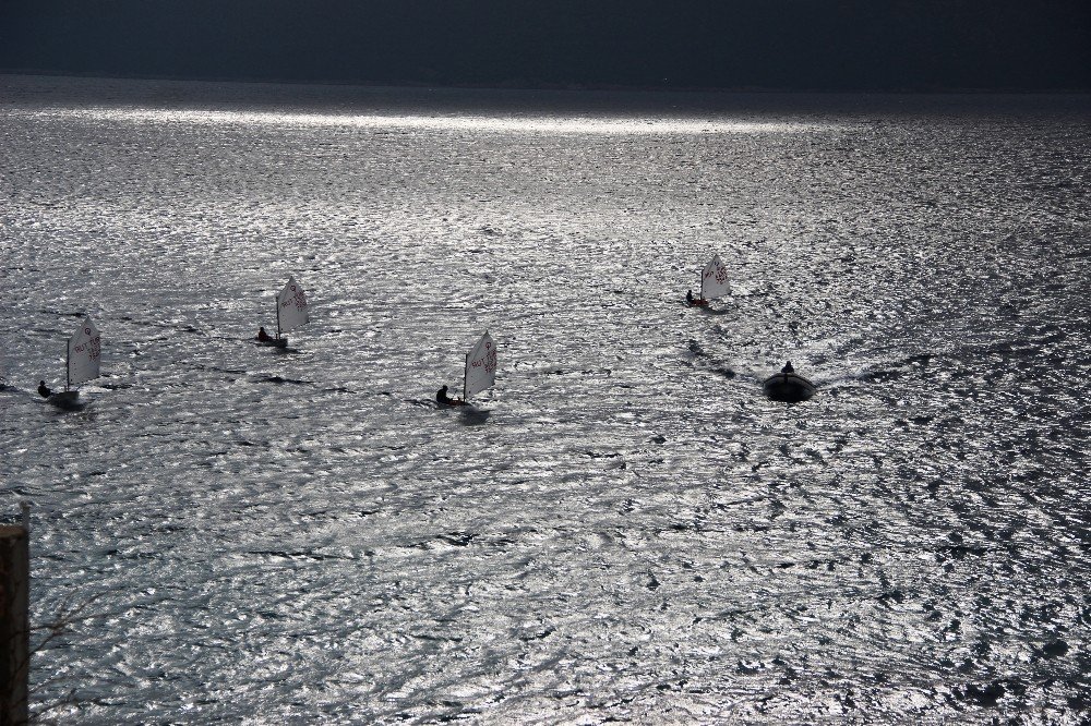 Bodrum Sahili Çocuklara Kaldı