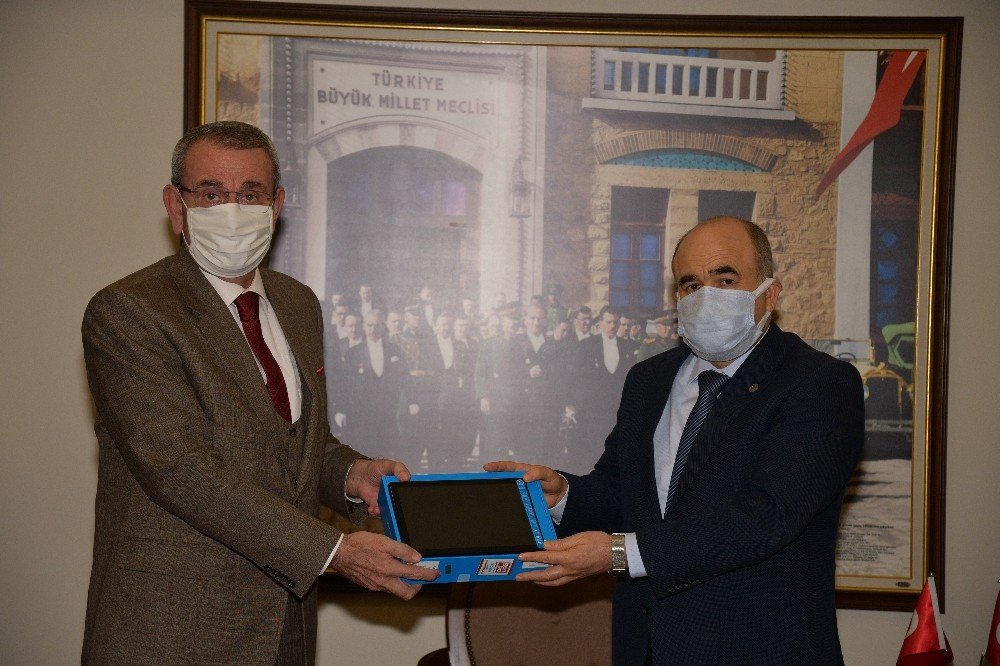 Tobb Ve Samsun Tso’dan Eğitime Tablet Desteği