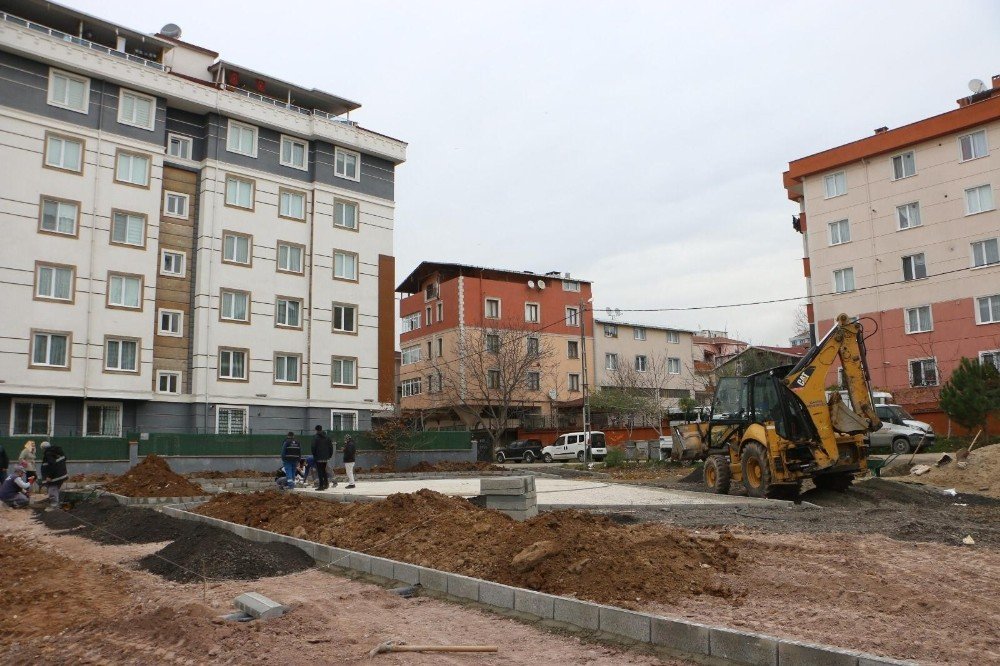 Yeşillendirme Hareketi İle Kartal’da Bir Mahalle Daha Yeni Parkına Kavuşuyor