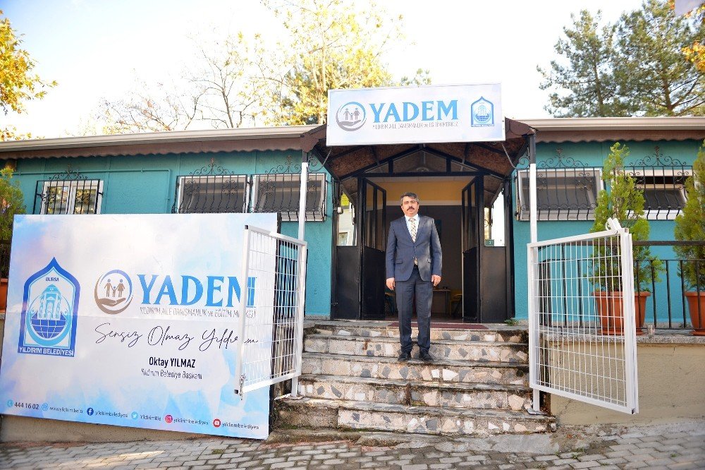 Yadem Yıldırımlıların Hizmetinde