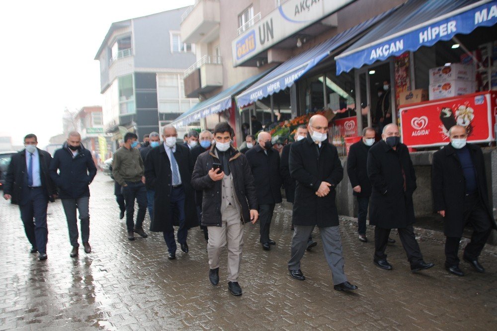 İş Adamlarından Varto’ya Çıkarma