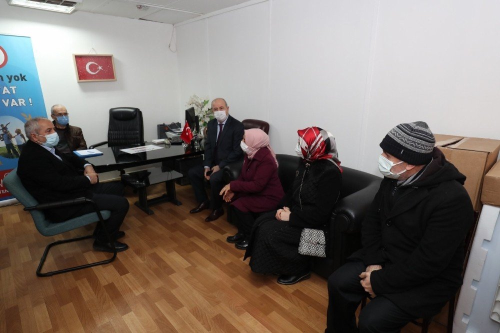 Başkan Büyükgöz’den Glutensiz Yaşam Derneğine Destek