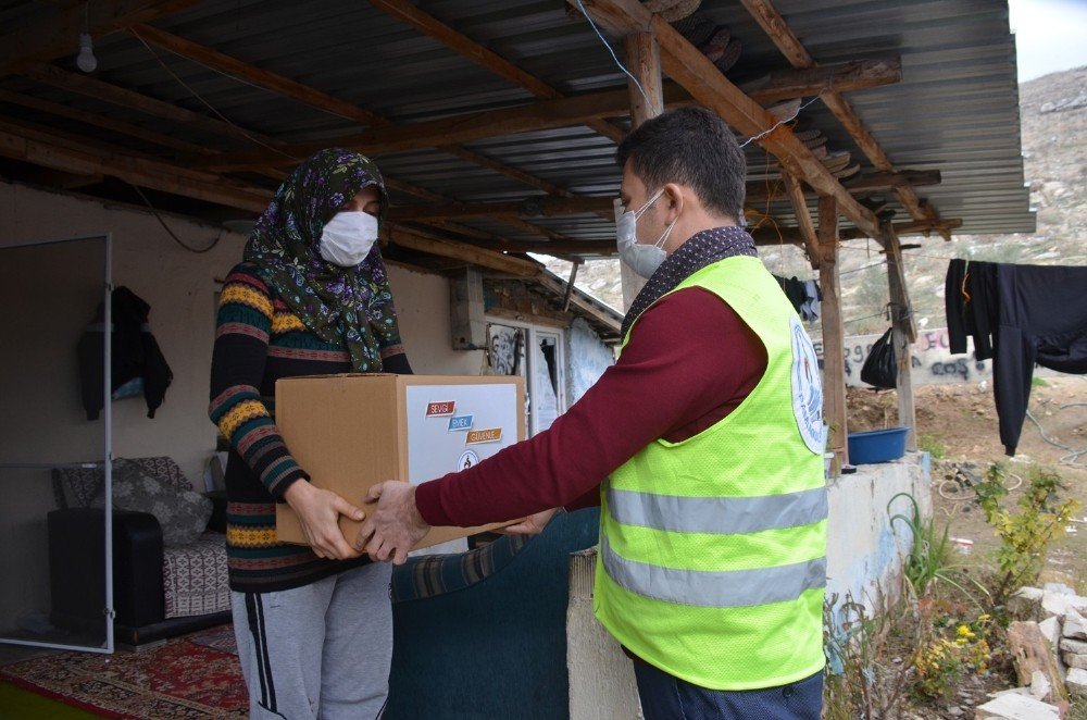 5 Yıl Önce Kurulan Sosyal Market, Binlerce Aileye Destek Oldu