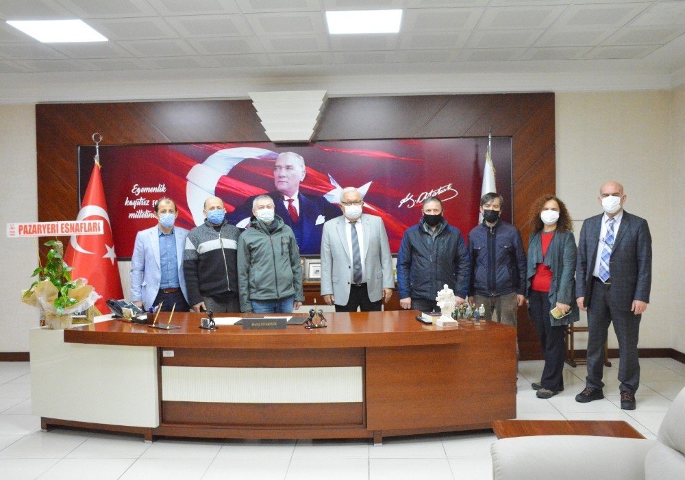 Pazaryeri Çalışmalarına Esnaftan Teşekkür